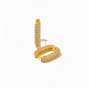 Cynthia Classic Oval Hoop Earrings